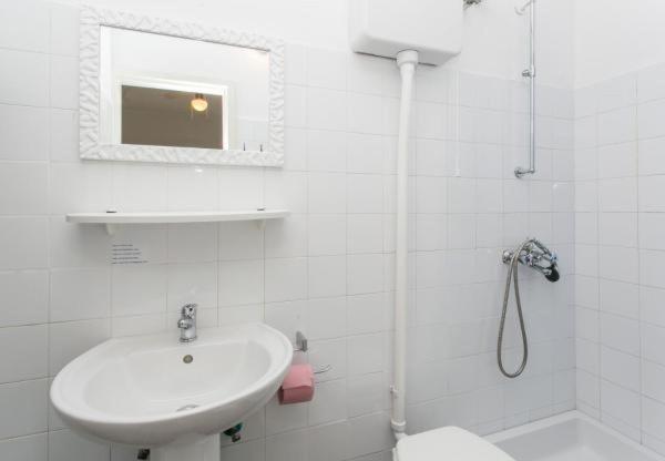Guest House Busurelo Polače Habitación foto